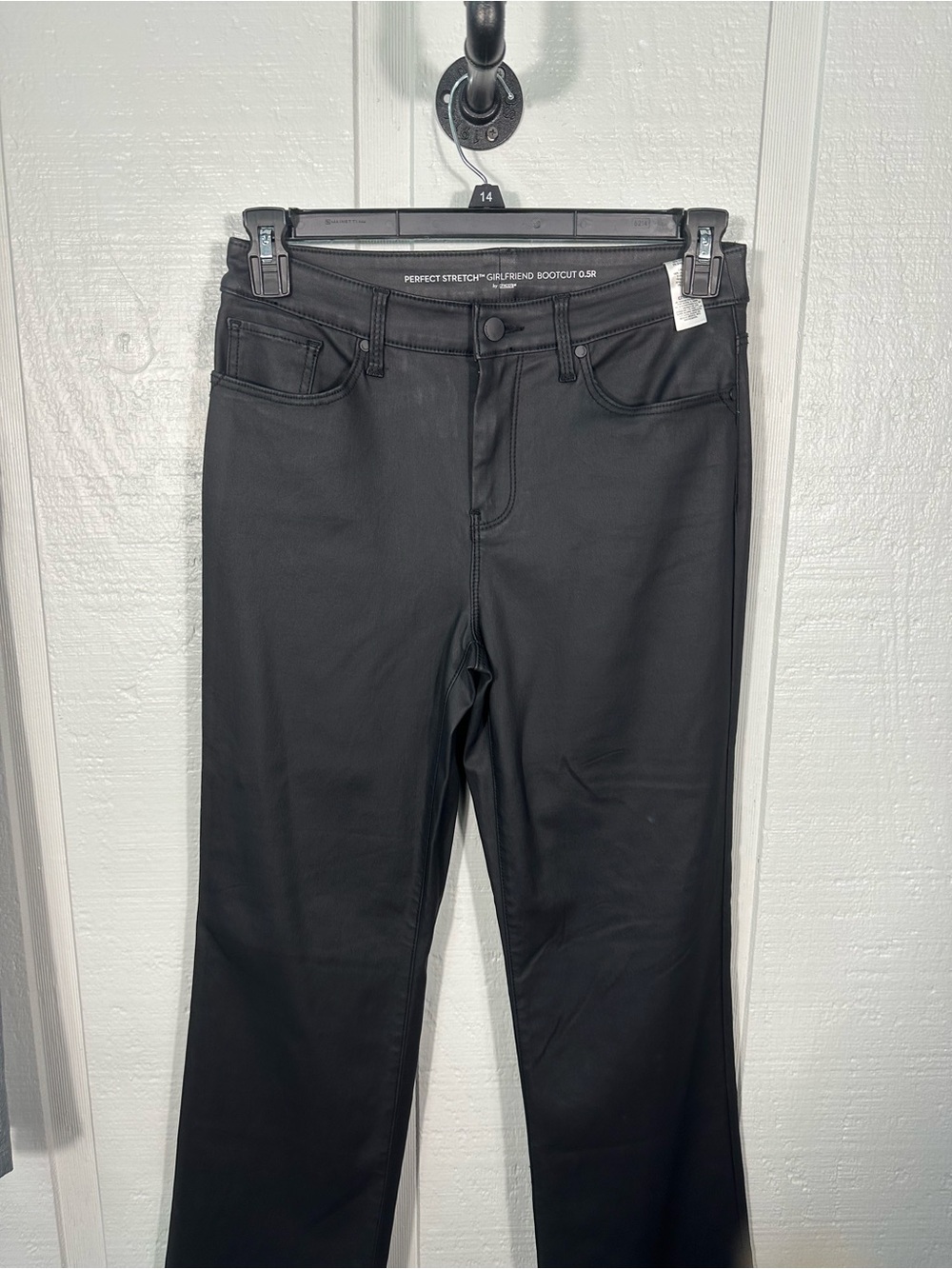 Chicos Black Perfect Stretch Girlfriend Bootcut Pants Size .05/XS EUC - Picture 3 of 8